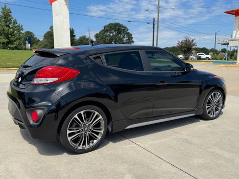 Used 2016 Hyundai Veloster Turbo image 5