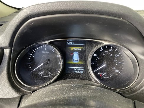 Used 2016 Nissan Rogue SV w/ SV Moonroof Package image 5