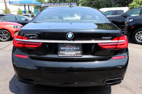 Used 2018 BMW 740i xDrive image 4