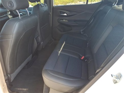 Used 2024 Buick Envista Preferred image 7