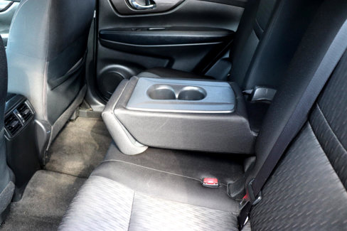 Used 2019 Nissan Rogue SV w/ Sun & Sound Touring Package image 24
