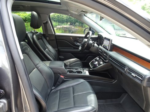 Used 2020 Lincoln Corsair Reserve w/ Equipment Group 201A image 24