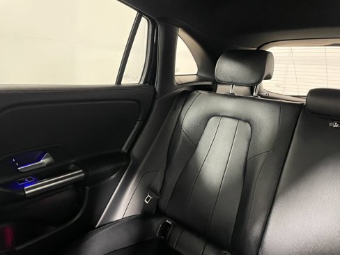 Certified 2022 Mercedes-Benz GLA 250 4MATIC image 13
