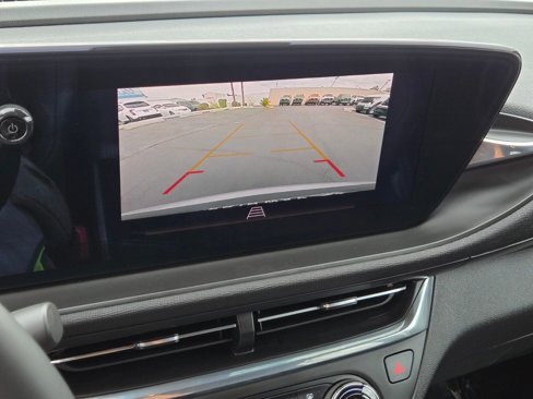 Certified 2025 Buick Envista Preferred w/ Convenience I Package image 23