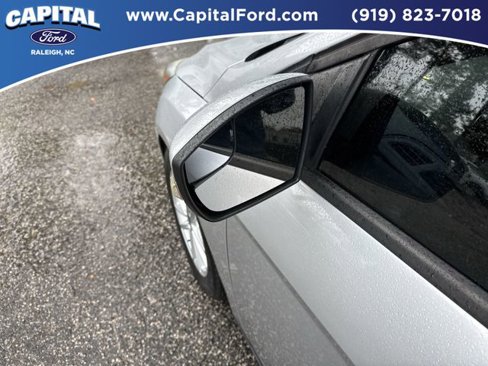 Certified 2017 Ford Focus SE image 12