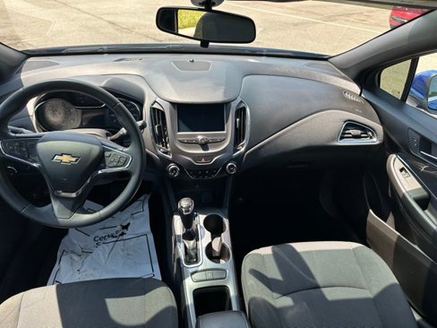 Used 2018 Chevrolet Cruze LT w/ RS Package image 52