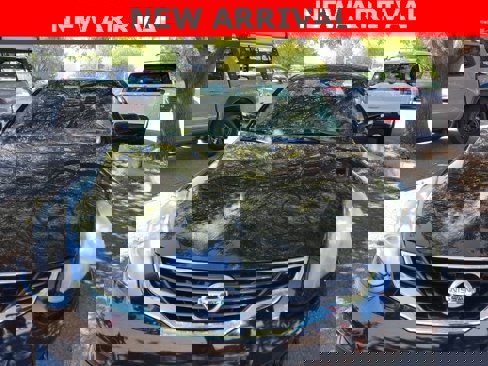 Used 2013 Nissan Altima 2.5 S w/ Premium Pkg image 6