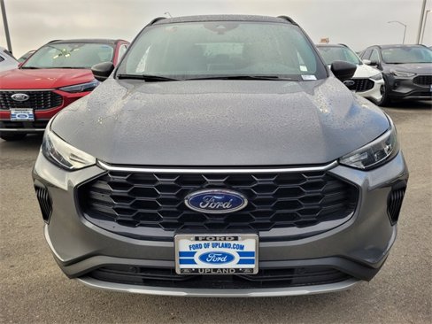 New 2025 Ford Escape ST-Line w/ Cold Weather Package image 2