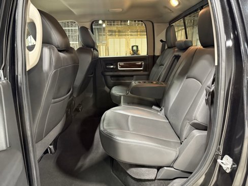 Used 2011 RAM 1500 Laramie image 29