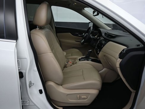 Used 2019 Nissan Rogue SL w/ Premium Package image 45