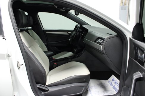 Used 2021 Volkswagen Jetta R-Line image 15