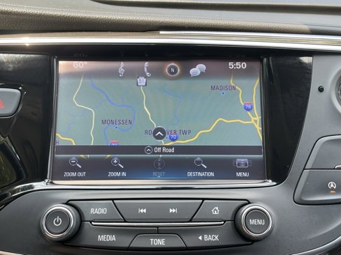 Used 2020 Buick Envision Essence image 37