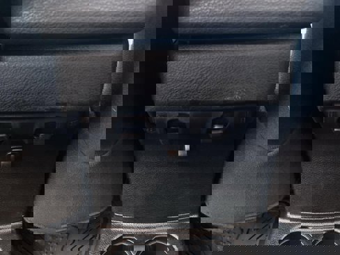 Used 2018 Jeep Wrangler Sport w/ Connectivity Group image 10