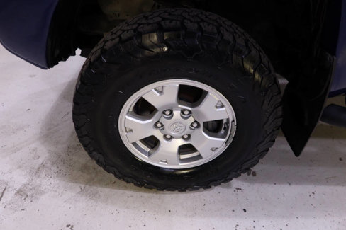 Used 2015 Toyota Tacoma 4x4 Double Cab w/ TRD Off-Road Package image 10