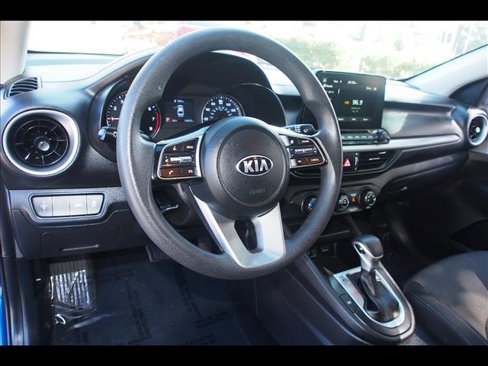 Used 2021 Kia Forte LXS image 15