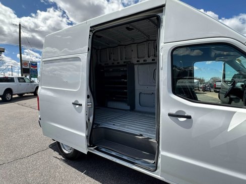 Used 2020 Nissan NV 2500 S image 24