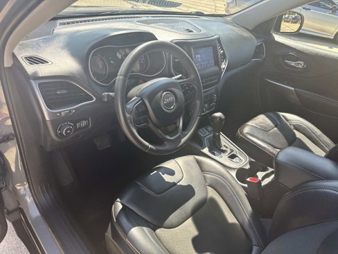 Certified 2020 Jeep Cherokee Latitude Plus image 17