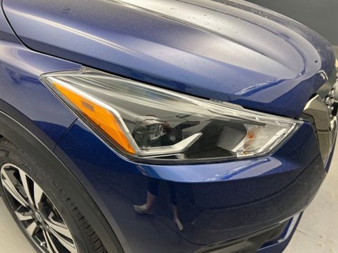 Used 2020 Nissan Kicks SR image 13