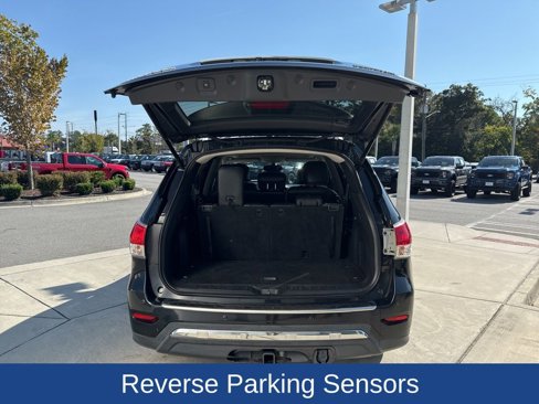 Used 2016 Nissan Pathfinder Platinum image 10