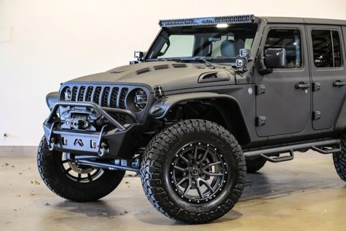 Used 2024 Jeep Wrangler Unlimited Sport image 15