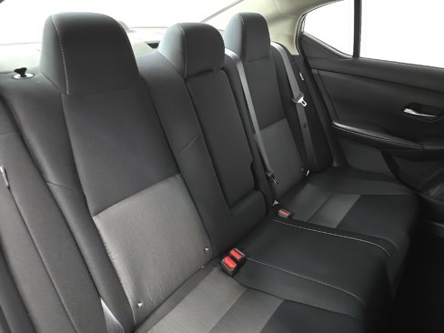 Used 2021 Nissan Sentra SV image 16