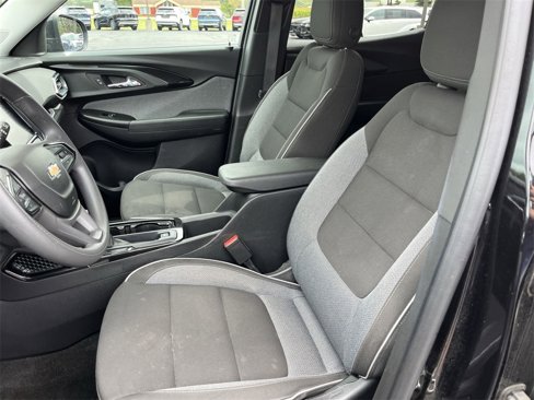 Certified 2022 Chevrolet TrailBlazer LT w/ Convenience Package image 18