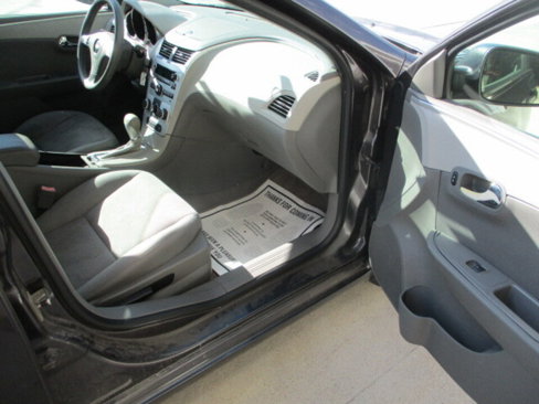 Used 2010 Chevrolet Malibu LS image 20