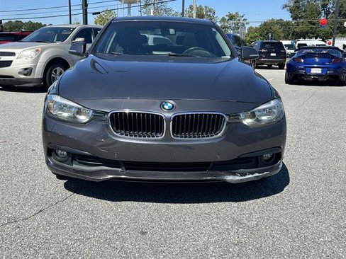 Used 2016 BMW 320i Sedan image 2
