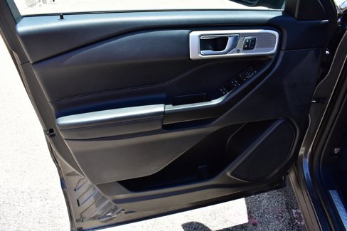 Used 2020 Ford Explorer Limited image 14