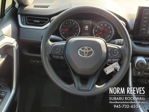 Used 2019 Toyota RAV4 LE image 6