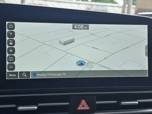 Used 2025 Hyundai Elantra SEL image 18