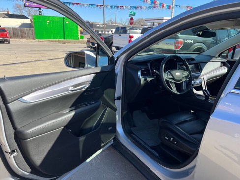 Used 2017 Cadillac XT5 Luxury image 8