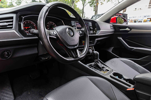 Used 2019 Volkswagen Jetta SE image 7