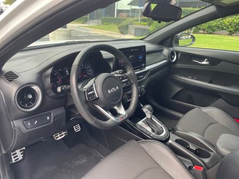 Used 2022 Kia Forte GT-Line image 11