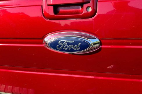 Used 2014 Ford F150 Lariat w/ Equipment Group 502A Luxury image 8