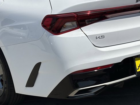 Used 2023 Kia K5 LXS image 5