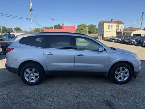 Used 2009 Chevrolet Traverse LT image 6