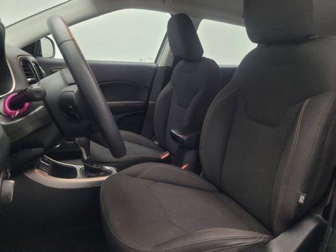 Used 2018 Jeep Compass Sport image 17