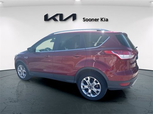 Used 2016 Ford Escape Titanium image 17