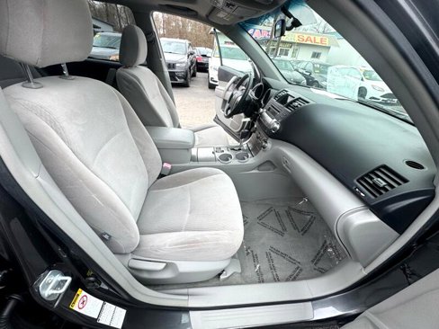 Used 2010 Toyota Highlander 4WD image 18