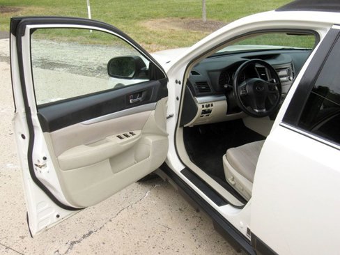 Used 2013 Subaru Outback 2.5i Premium w/ All-Weather Pkg image 16
