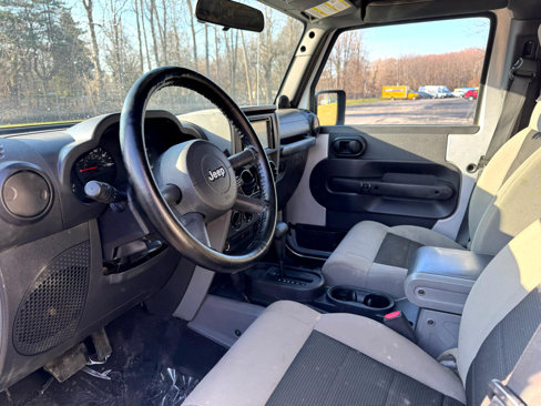 Used 2008 Jeep Wrangler Unlimited X image 25