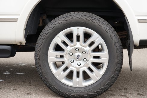 Used 2014 Ford F150 Platinum image 11