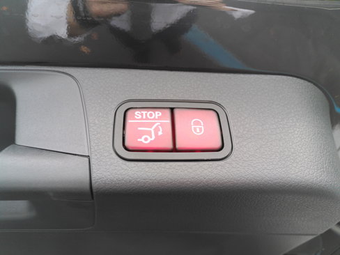 Certified 2024 Mercedes-Benz GLB 250 image 20