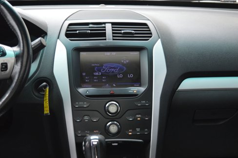 Used 2013 Ford Explorer XLT image 37
