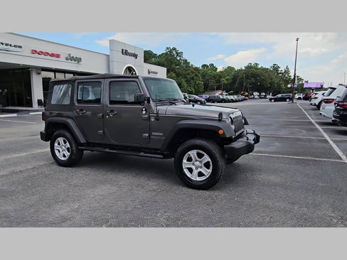 Used 2014 Jeep Wrangler Unlimited Sport image 35