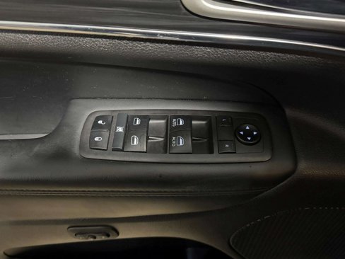 Used 2021 Jeep Grand Cherokee Limited w/ Trailer Tow Group IV image 9