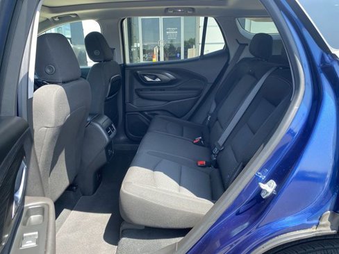 Certified 2022 GMC Terrain SLE w/ Driver Convenience Package image 28