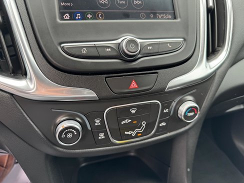 Used 2021 Chevrolet Equinox LT image 32