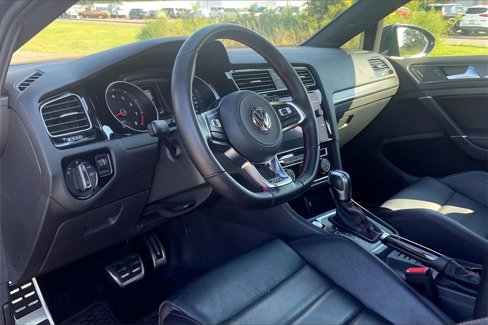 Used 2020 Volkswagen GTI SE image 14